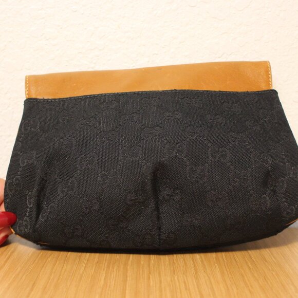 Gucci Clutch - Picture 3 of 6